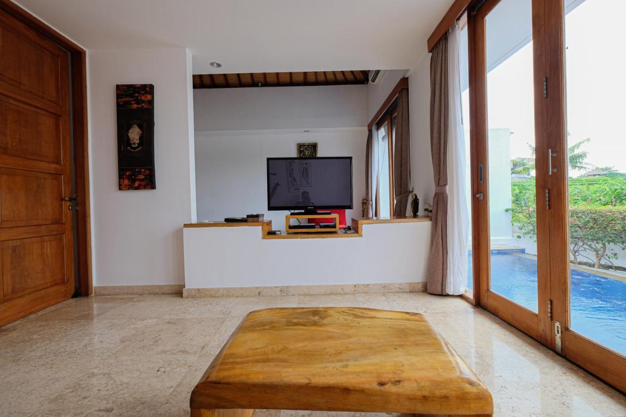 Umah Cincin Villa Canggu Exterior foto